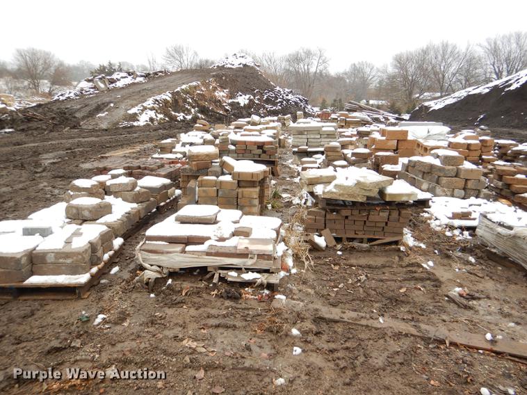 image for item DE0013 Approximately 4,400 landscape bricks, blocks, and pavers