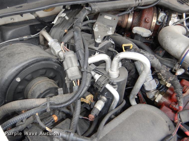 image for item DE0085 2006 Ford F450 Super Duty XLT tow truck