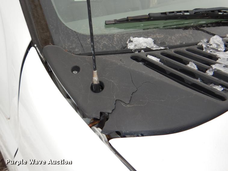 image for item DE0085 2006 Ford F450 Super Duty XLT tow truck