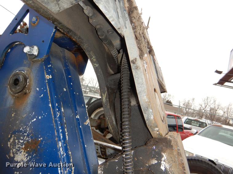 image for item DE0085 2006 Ford F450 Super Duty XLT tow truck