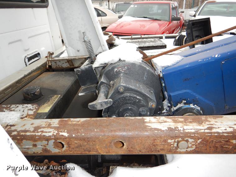 image for item DE0085 2006 Ford F450 Super Duty XLT tow truck