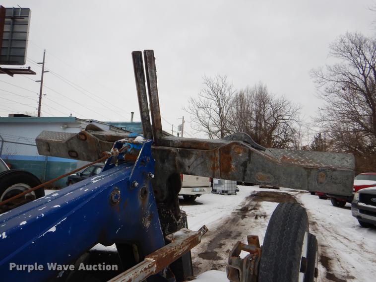 image for item DE0085 2006 Ford F450 Super Duty XLT tow truck