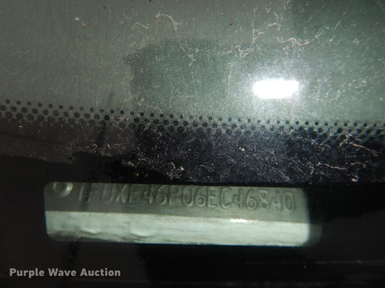 image for item DE0085 2006 Ford F450 Super Duty XLT tow truck