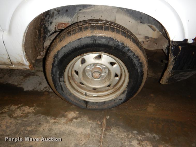 image for item DE0090 2003 Chevrolet S10 Ext. Cab pickup truck