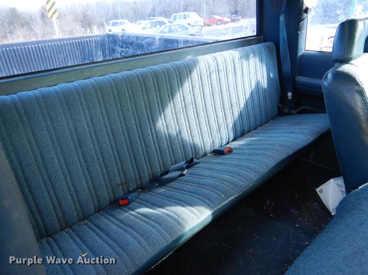 image for item DE6012 1994 GMC Sierra 1500 SLE Ext. Cab pickup truck