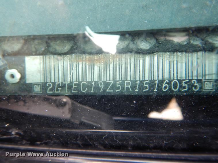 image for item DE6012 1994 GMC Sierra 1500 SLE Ext. Cab pickup truck