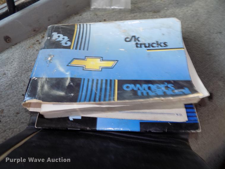 image for item DE7574 1996 Chevrolet K2500 Ext. Cab pickup truck