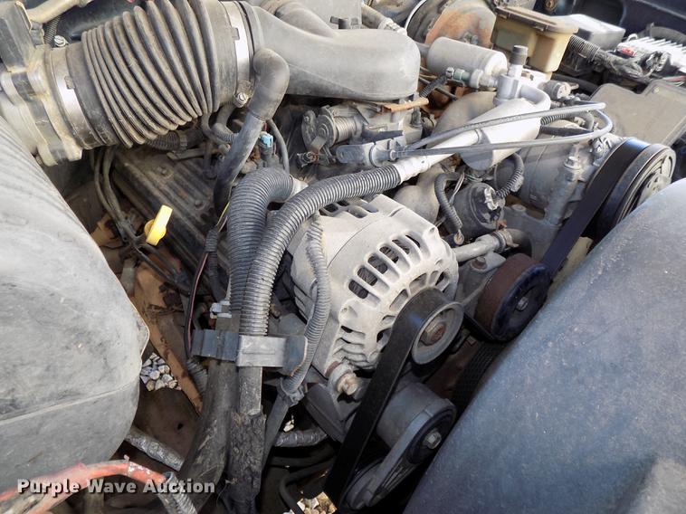 image for item DE7574 1996 Chevrolet K2500 Ext. Cab pickup truck