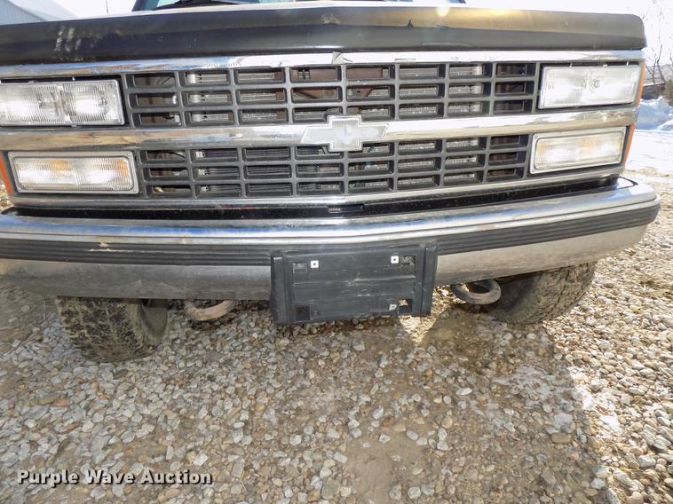 image for item DE7574 1996 Chevrolet K2500 Ext. Cab pickup truck