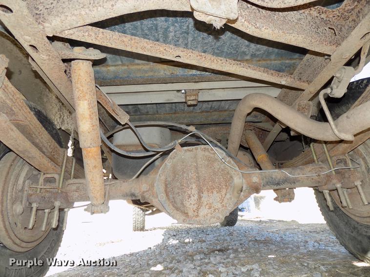 image for item DE7574 1996 Chevrolet K2500 Ext. Cab pickup truck