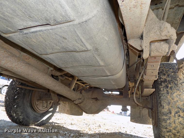 image for item DE7574 1996 Chevrolet K2500 Ext. Cab pickup truck