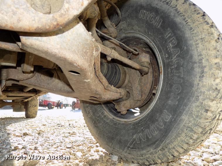 image for item DE7574 1996 Chevrolet K2500 Ext. Cab pickup truck