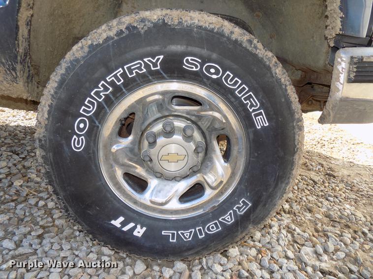 image for item DE7574 1996 Chevrolet K2500 Ext. Cab pickup truck