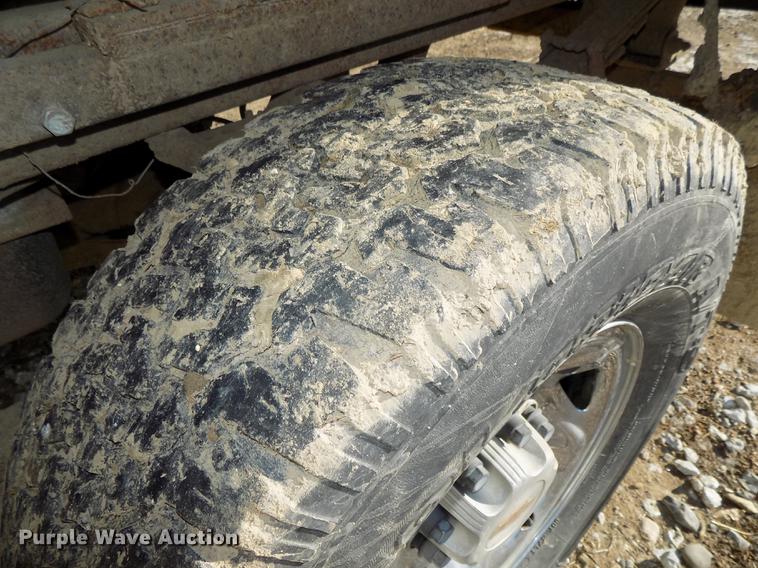 image for item DE7574 1996 Chevrolet K2500 Ext. Cab pickup truck