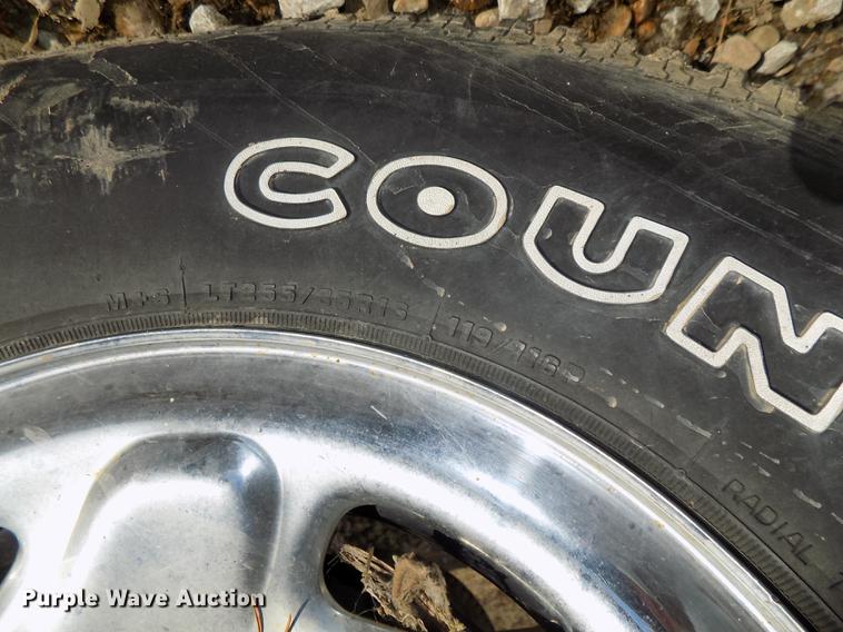 image for item DE7574 1996 Chevrolet K2500 Ext. Cab pickup truck