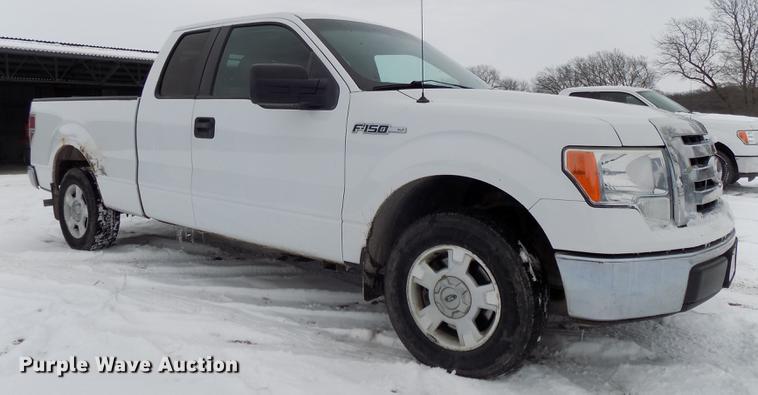 image for item DE7599 2010 Ford F150 XLT SuperCab pickup truck