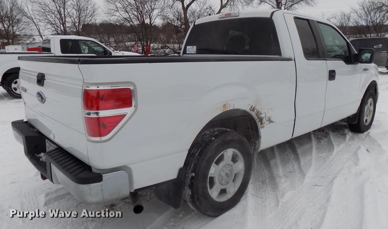 image for item DE7599 2010 Ford F150 XLT SuperCab pickup truck