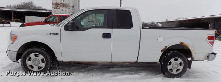 image for item DE7599 2010 Ford F150 XLT SuperCab pickup truck