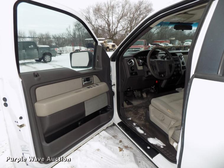 image for item DE7599 2010 Ford F150 XLT SuperCab pickup truck