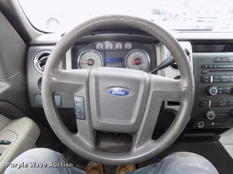 image for item DE7599 2010 Ford F150 XLT SuperCab pickup truck