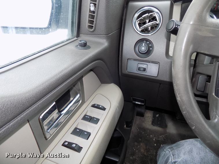 image for item DE7599 2010 Ford F150 XLT SuperCab pickup truck