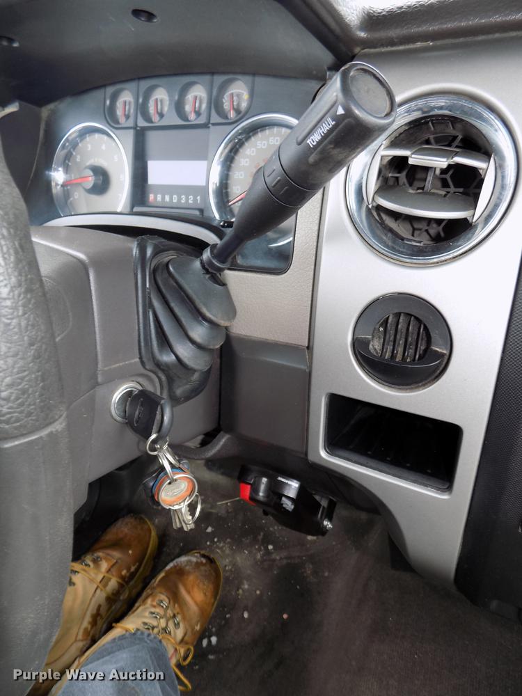 image for item DE7599 2010 Ford F150 XLT SuperCab pickup truck