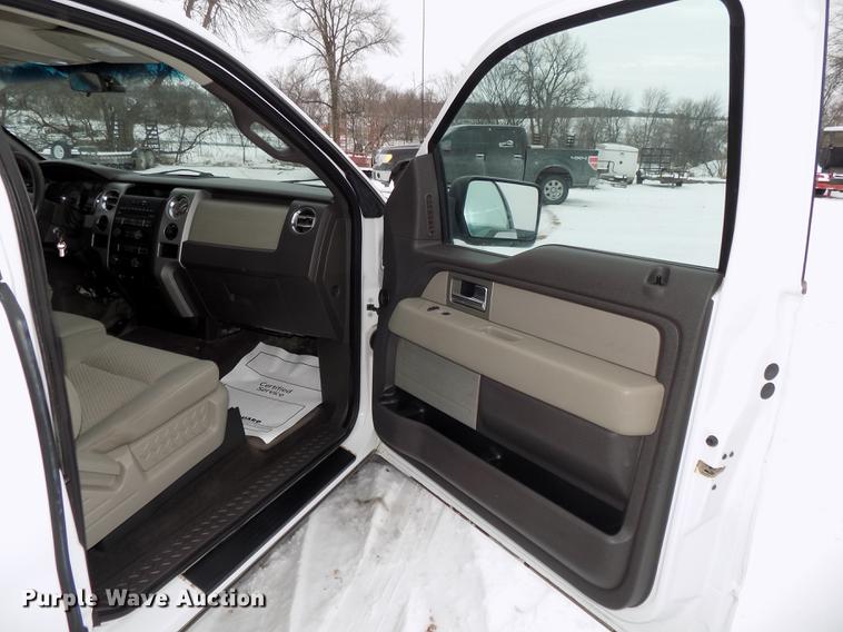 image for item DE7599 2010 Ford F150 XLT SuperCab pickup truck