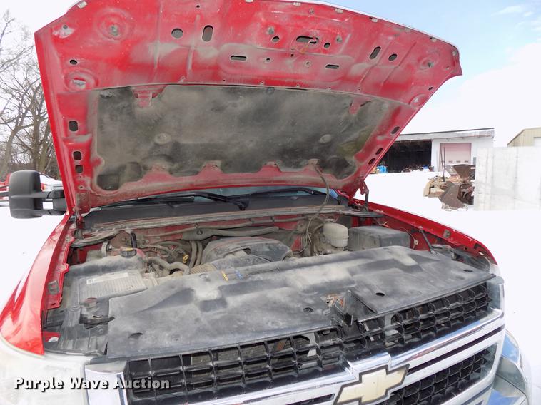 image for item DE7601 2007 Chevrolet Silverado 2500HD Crew Cab pickup truck