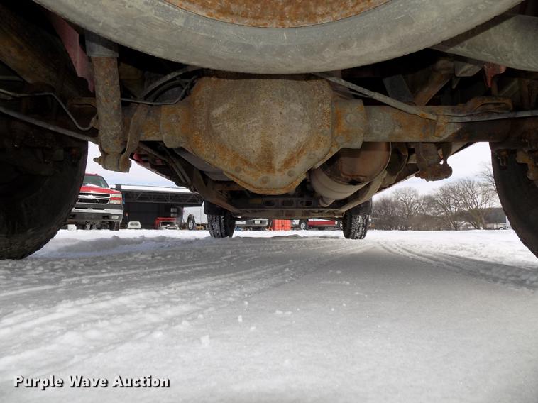 image for item DE7601 2007 Chevrolet Silverado 2500HD Crew Cab pickup truck