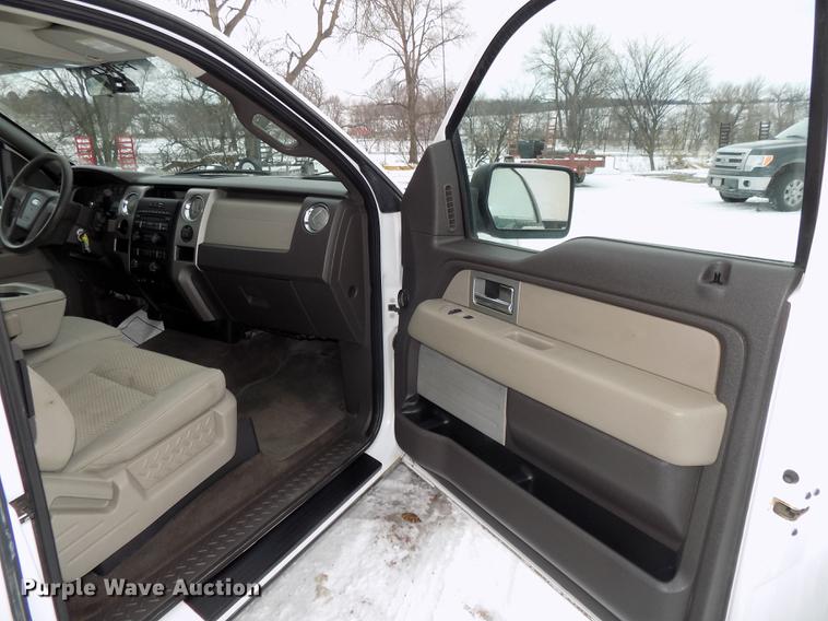 image for item DE7610 2010 Ford F150 XLT SuperCab pickup truck