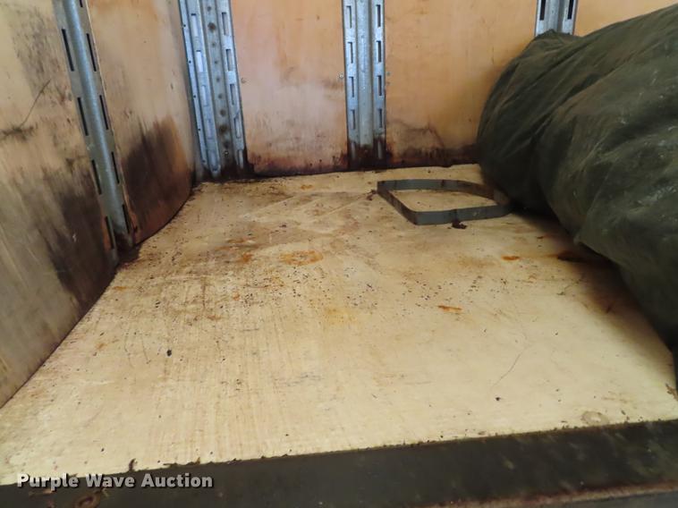 image for item DF1350 2000 Ford F650 Super Duty box truck