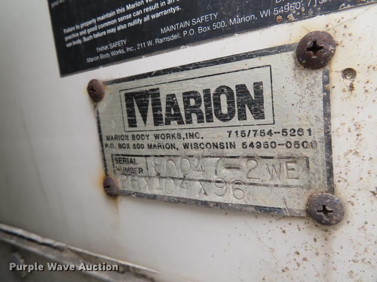 image for item DF1350 2000 Ford F650 Super Duty box truck