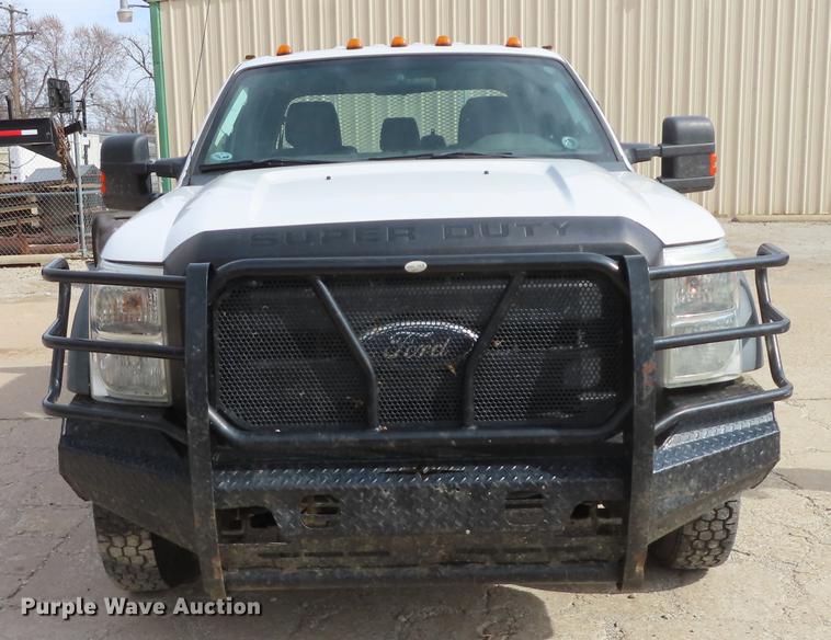 image for item DF1353 2011 Ford F550 Crew Cab flatbed truck