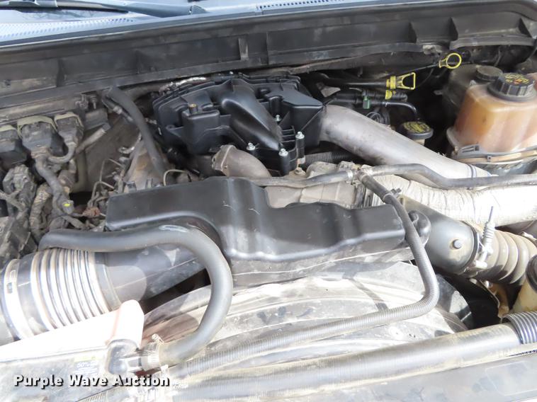 image for item DF1353 2011 Ford F550 Crew Cab flatbed truck