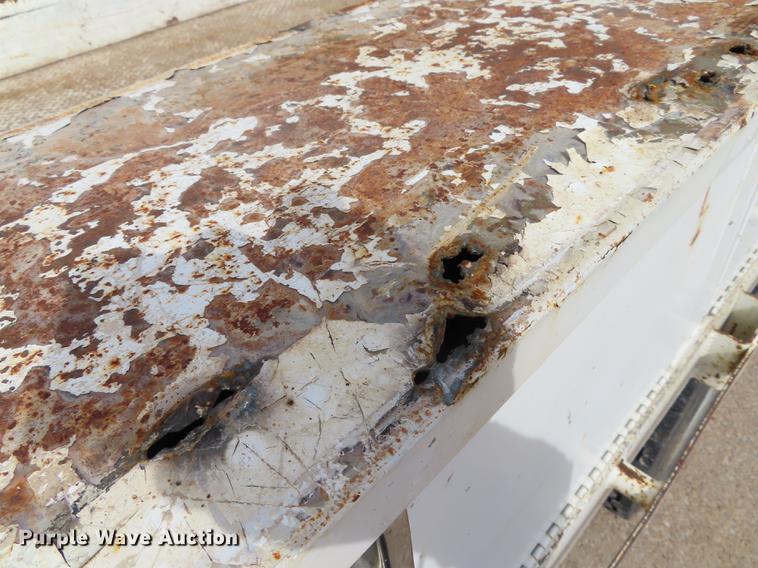 image for item DF1353 2011 Ford F550 Crew Cab flatbed truck