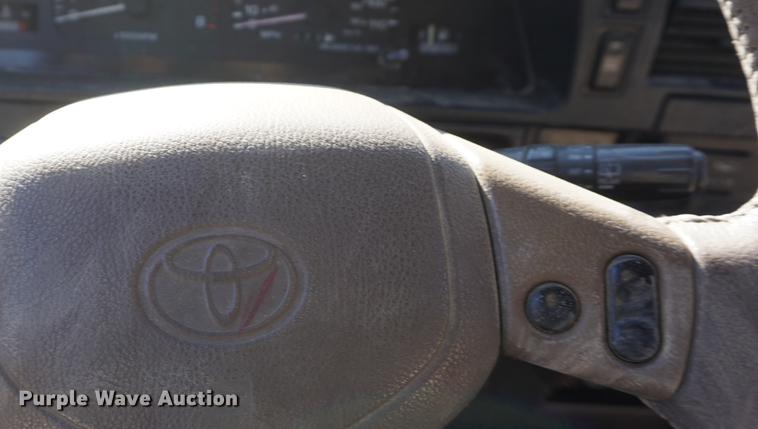 image for item DF7627 1995 Toyota 4Runner SUV