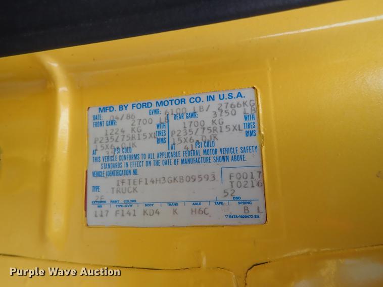 image for item DF8730 1986 Ford F150 XLT Lariat pickup truck