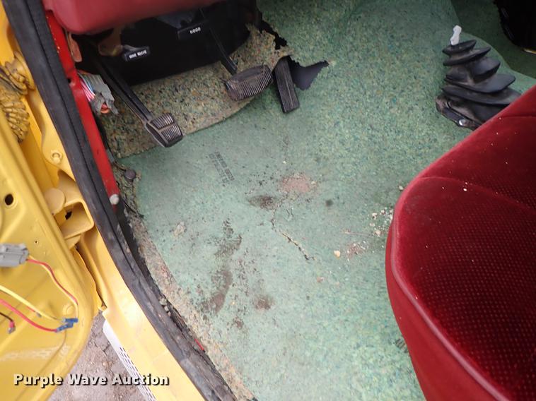 image for item DF8730 1986 Ford F150 XLT Lariat pickup truck