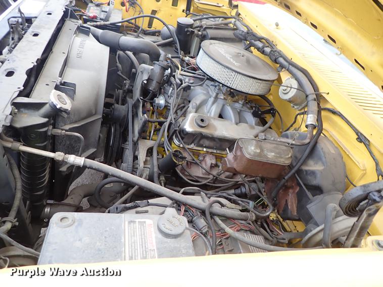 image for item DF8730 1986 Ford F150 XLT Lariat pickup truck