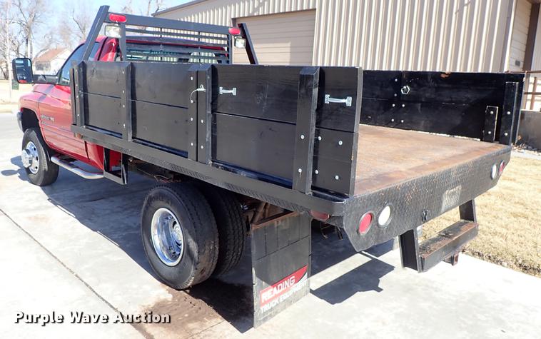 image for item DF8737 2000 Dodge Ram 3500 dump bed pickup truck