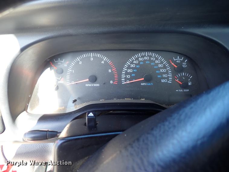 image for item DF8737 2000 Dodge Ram 3500 dump bed pickup truck