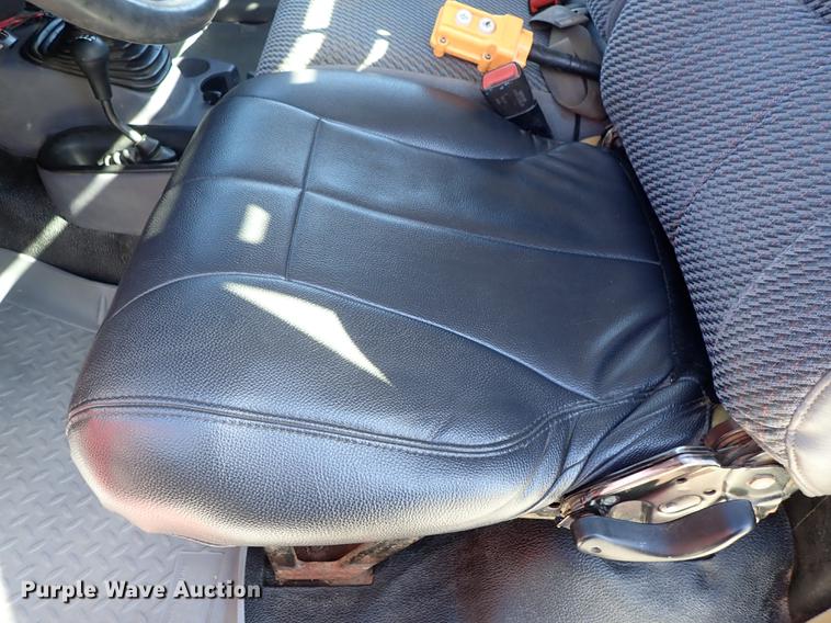 image for item DF8737 2000 Dodge Ram 3500 dump bed pickup truck