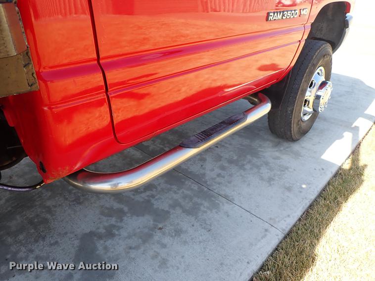 image for item DF8737 2000 Dodge Ram 3500 dump bed pickup truck