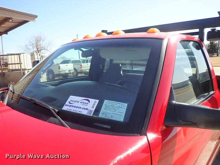 image for item DF8737 2000 Dodge Ram 3500 dump bed pickup truck