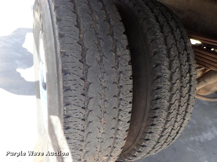 image for item DF8737 2000 Dodge Ram 3500 dump bed pickup truck