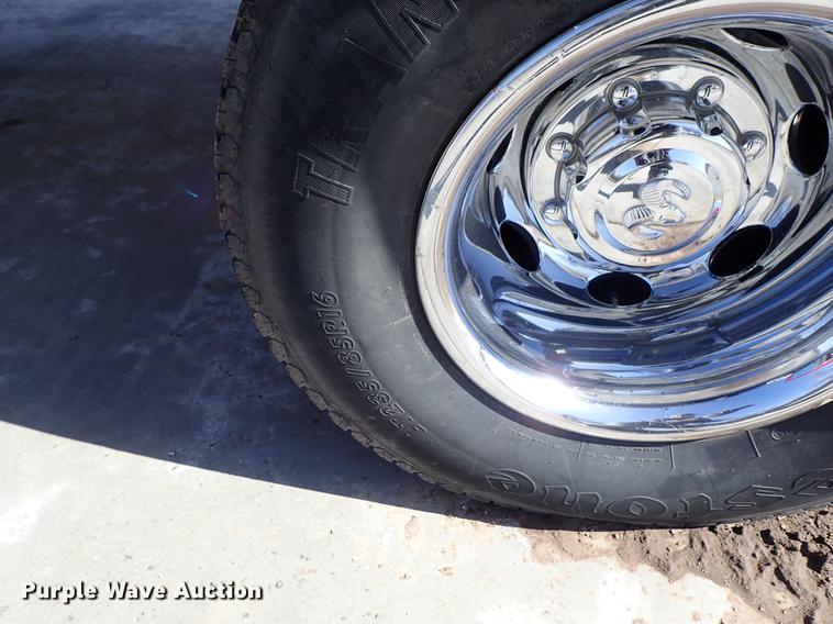 image for item DF8737 2000 Dodge Ram 3500 dump bed pickup truck