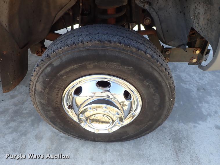 image for item DF8737 2000 Dodge Ram 3500 dump bed pickup truck