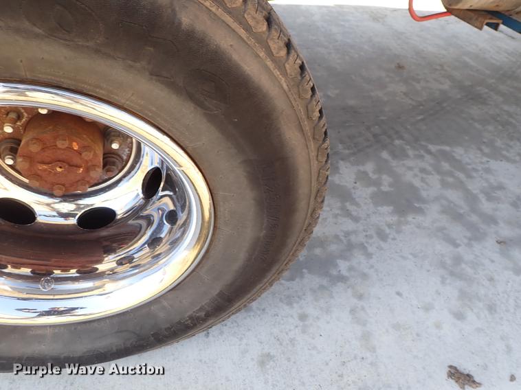 image for item DF8737 2000 Dodge Ram 3500 dump bed pickup truck