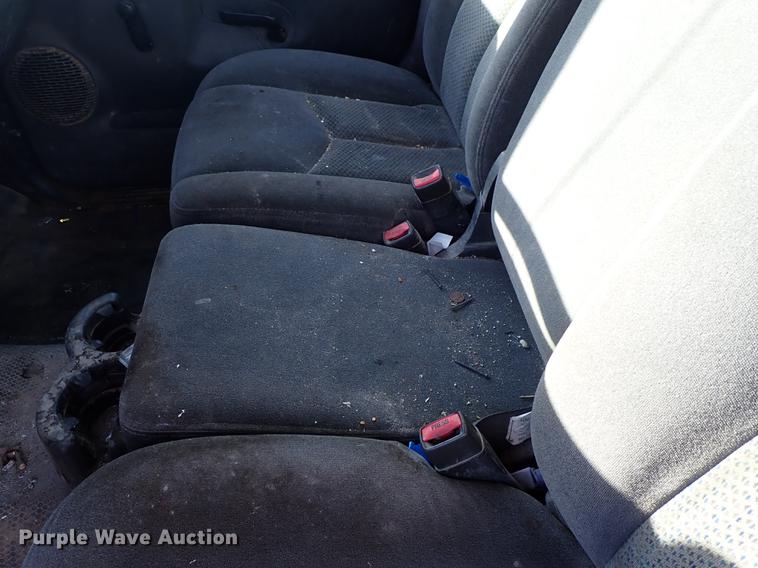 image for item DF8739 2005 Chevrolet Silverado 1500 pickup truck