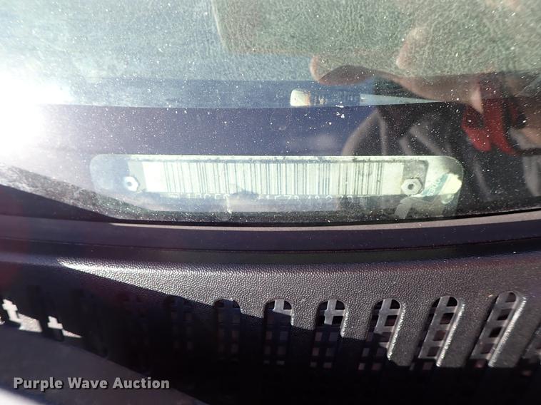 image for item DF8739 2005 Chevrolet Silverado 1500 pickup truck